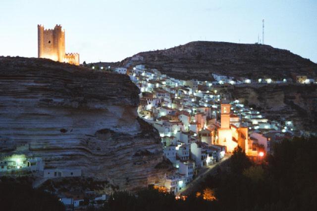 Casa Rural El Abejorro Alcala del Jucar Exteriör bild
