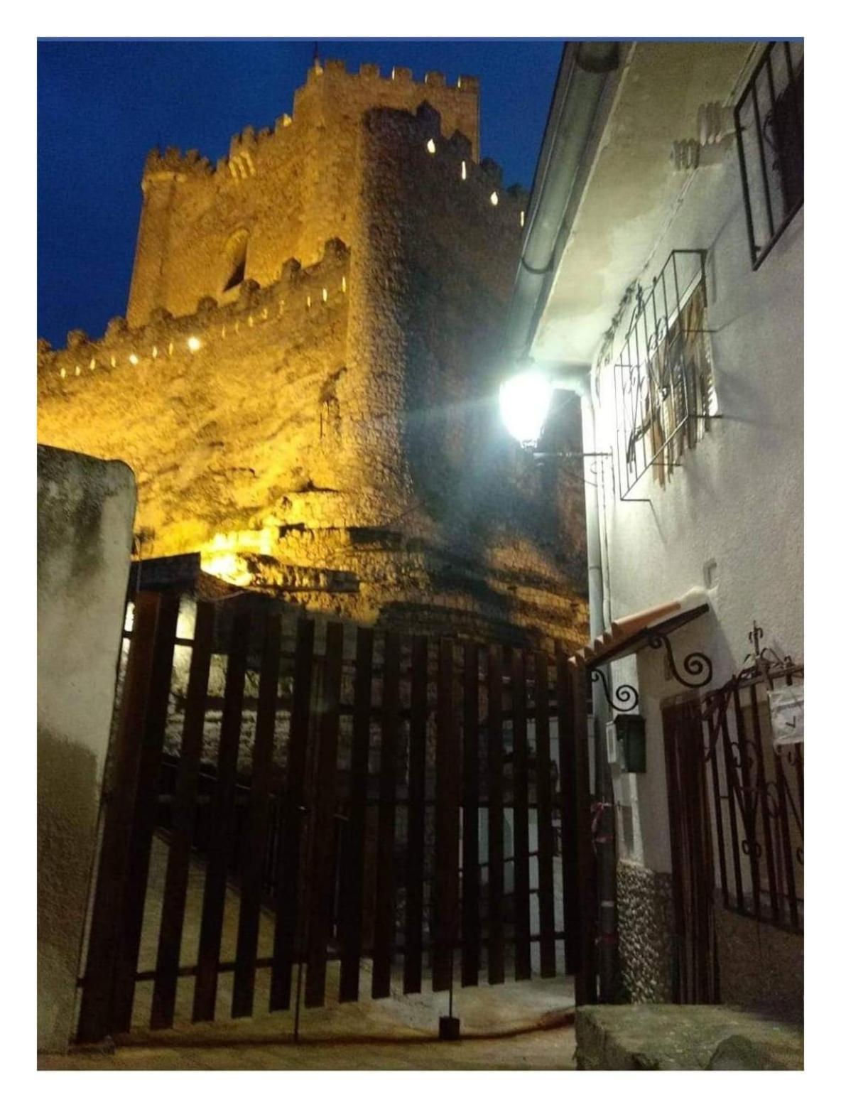 Casa Rural El Abejorro Alcala del Jucar Exteriör bild